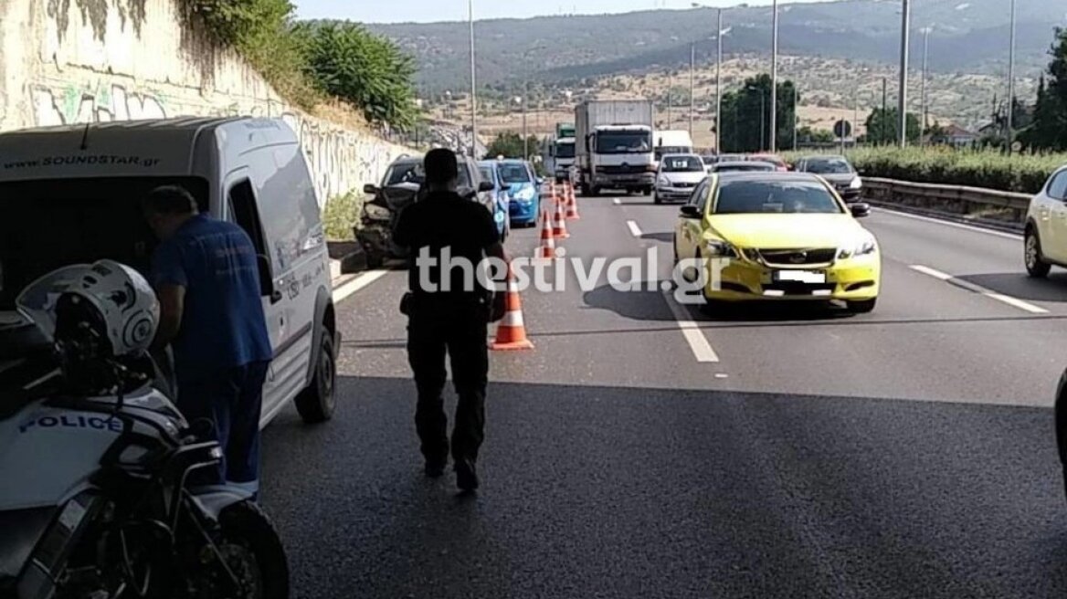 Θεσσαλονίκη: Καραμπόλα με 6 οχήματα στην Περιφερειακή Οδό