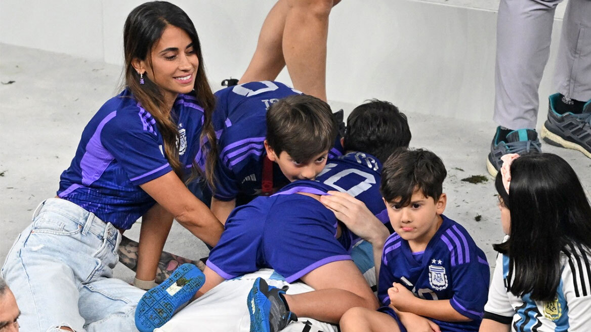 Λιονέλ Μέσι: Πέφτει στην αγκαλιά της οικογένειάς του -«Θέλω να πάω στην Αργεντινή να γίνω μάρτυρας αυτής της τρέλας»