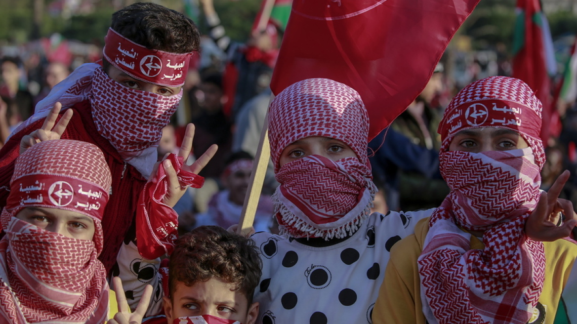 Στο πόδι οι Παλαιστίνιοι μετά τον θάνατο του Νάσερ Χμέιντ στις ισραηλινές φυλακές