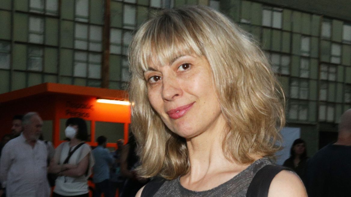 Βίκυ Βολιώτη: «Έχασα τη μητέρα μου κι έπρεπε να κάνω πρόβα»