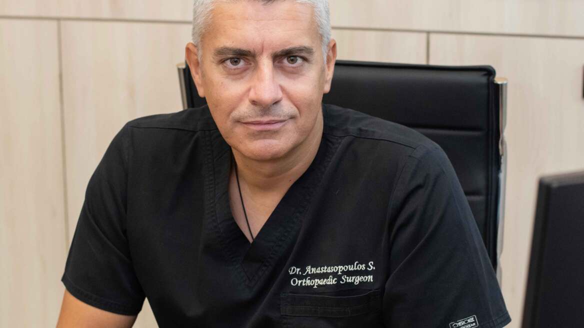 Στέφανος Αναστασόπουλος: Τί άλλαξε στην ολική αρθροπλαστική γόνατος και ισχίου