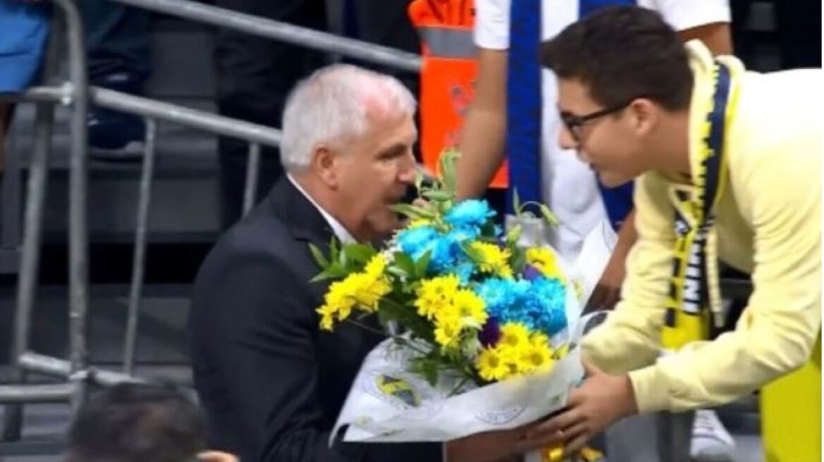 Φενερμπαχτσέ - Παρτιζάν: Ο Ομπράντοβιτς τιμήθηκε και αποθεώθηκε - Δείτε βίντεο