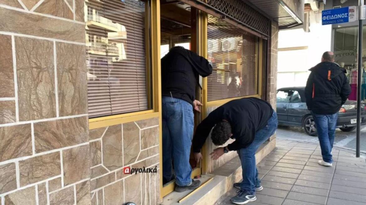 Κινηματογραφική αρπαγή χρηματοκιβωτίου από κοσμηματοπωλείο στο Άργος