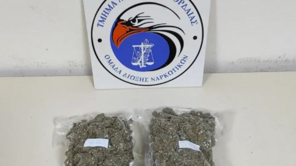 Πτολεμαΐδα: Με κούριερ από το εξωτερικό παρέλαβε στο πατρικό του δύο κιλά κάνναβης