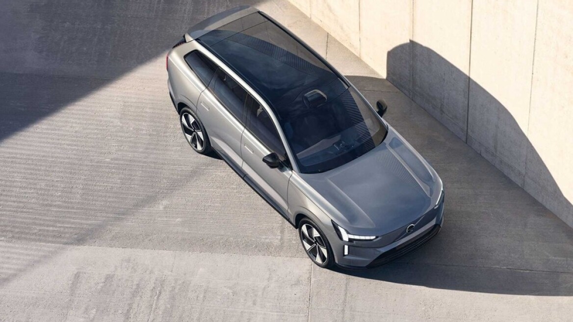 Το νέο Volvo EX90 θα έχει και βασική έκδοση