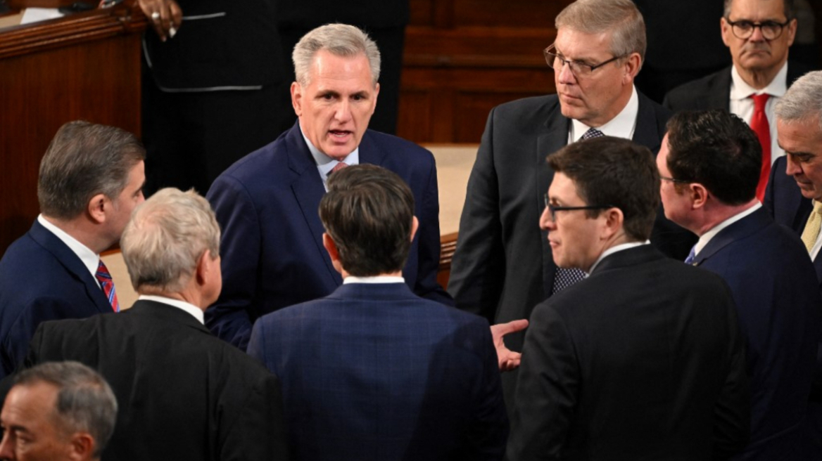 «Εμφύλιος» Ρεπουμπλικάνων: Το «ντέρμπι» των... Τραμπικών με τον Μακάρθι θα συνεχιστεί απόψε