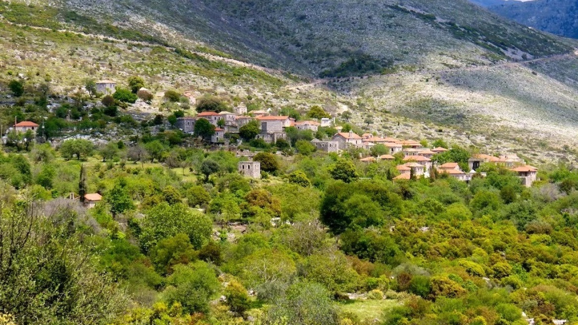 Αλτομιρά, το άγνωστο πέτρινο χωριό της Μεσσηνίας