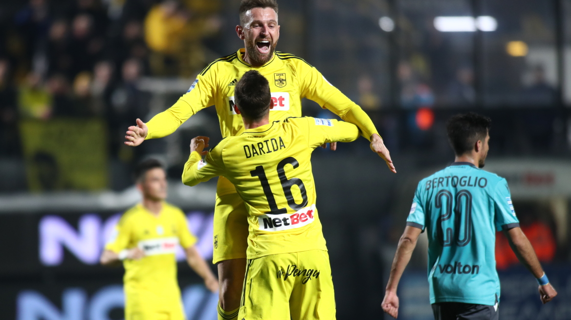 Super League,  Άρης-Αστέρας Τρίπολης 3-0: Επαγγελματική νίκη 
