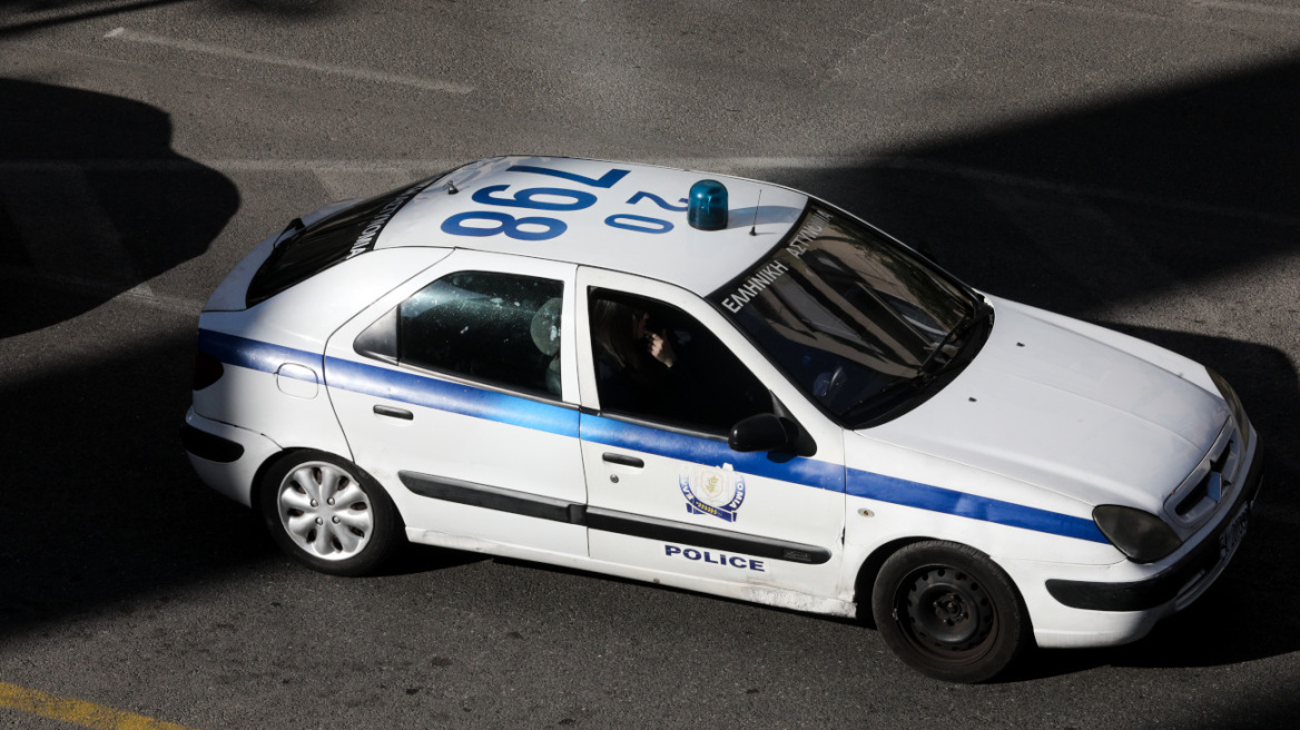Θεσσαλονίκη: Σπείρα διακινούσε ναρκωτικά - 29χρονος ο «εγκέφαλος» με συνεργούς τη σύντροφό του και τον γιο της