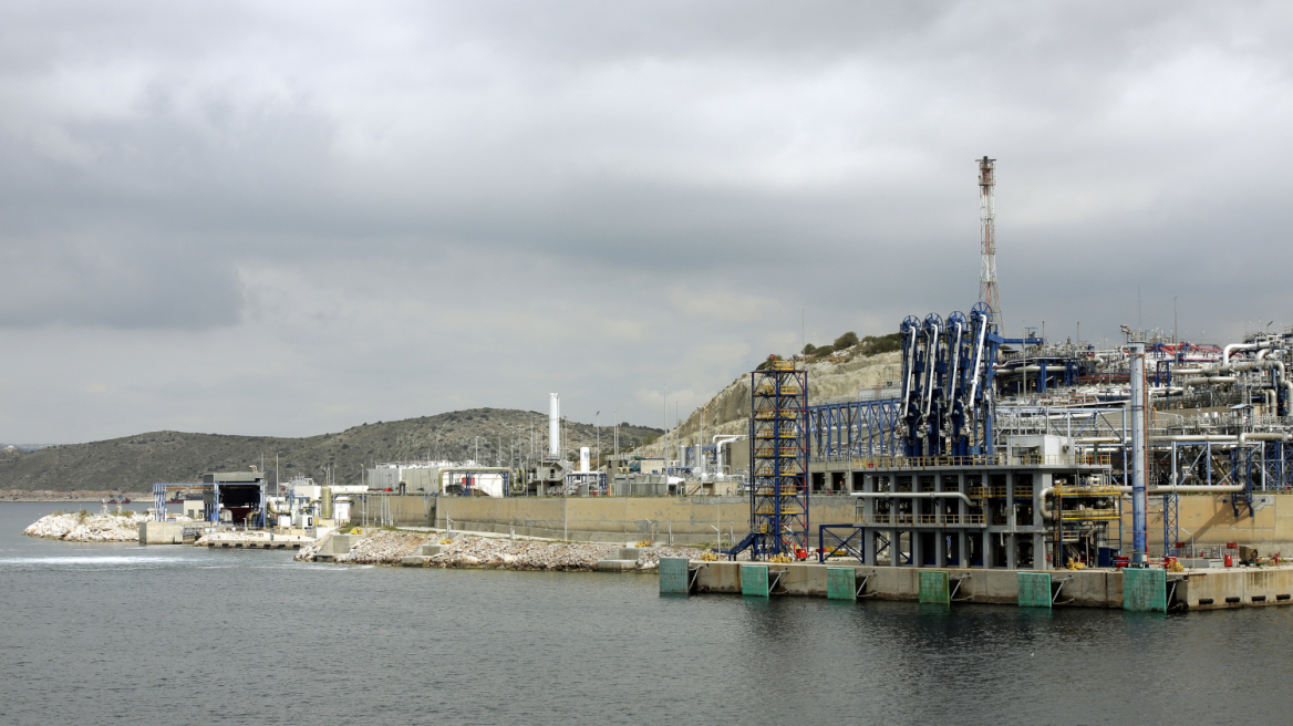 Ρεβυθούσα: Το CNBC μιλά για το ελληνικό νησί που βοηθά την Ευρώπη να αντιμετωπίσει την ενεργειακή κρίση