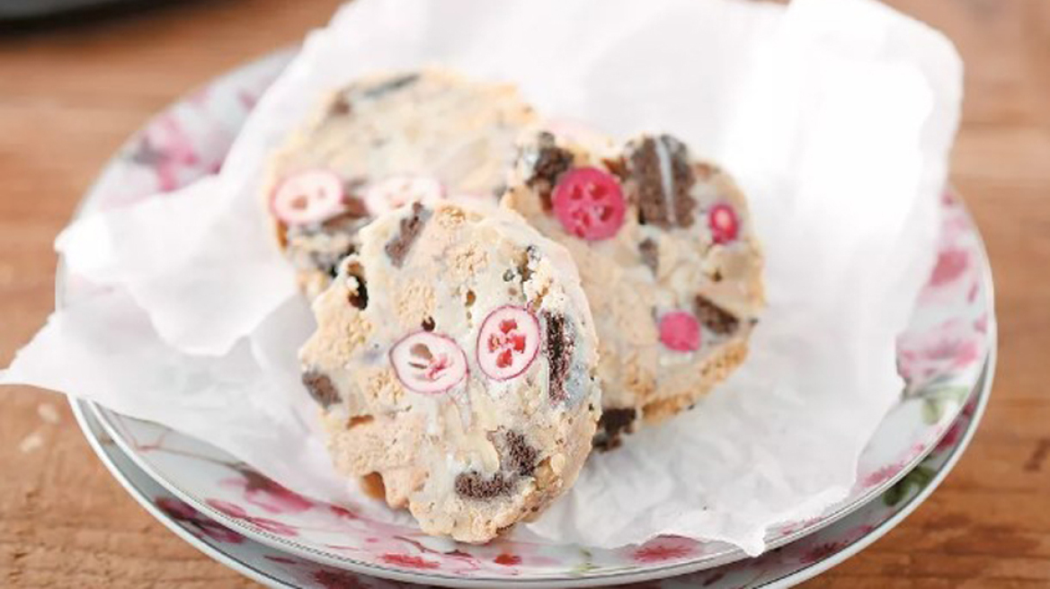 Λευκή σοκολάτα: 6 συνταγές που την απογειώνουν