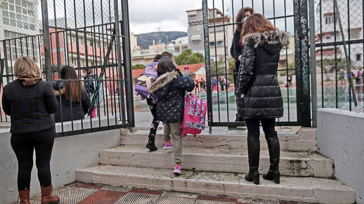 Πάνω από 20.000 αιτήσεις για τα πρότυπα και πειραματικά σχολεία