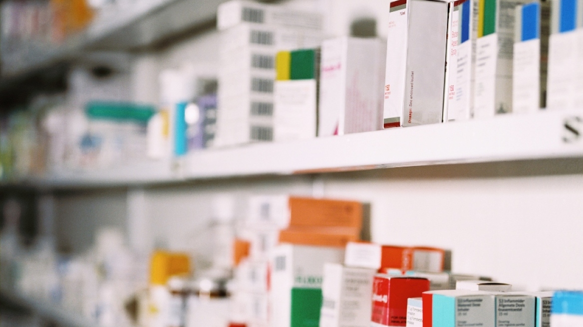 Έρευνα - Αντιβιοτικά: Πόσο επικίνδυνη είναι η χρήση τους για τους άνω των 40 ετών