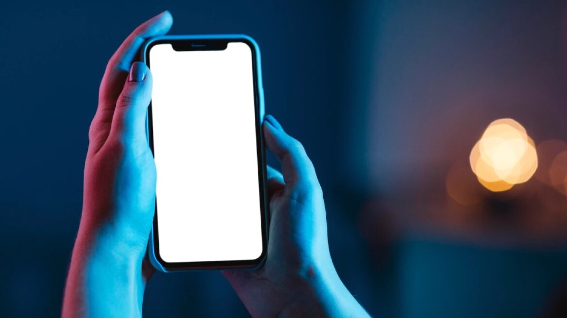 Επαφές: Πώς θα μεταφέρετε από iPhone σε Android και το αντίστροφο