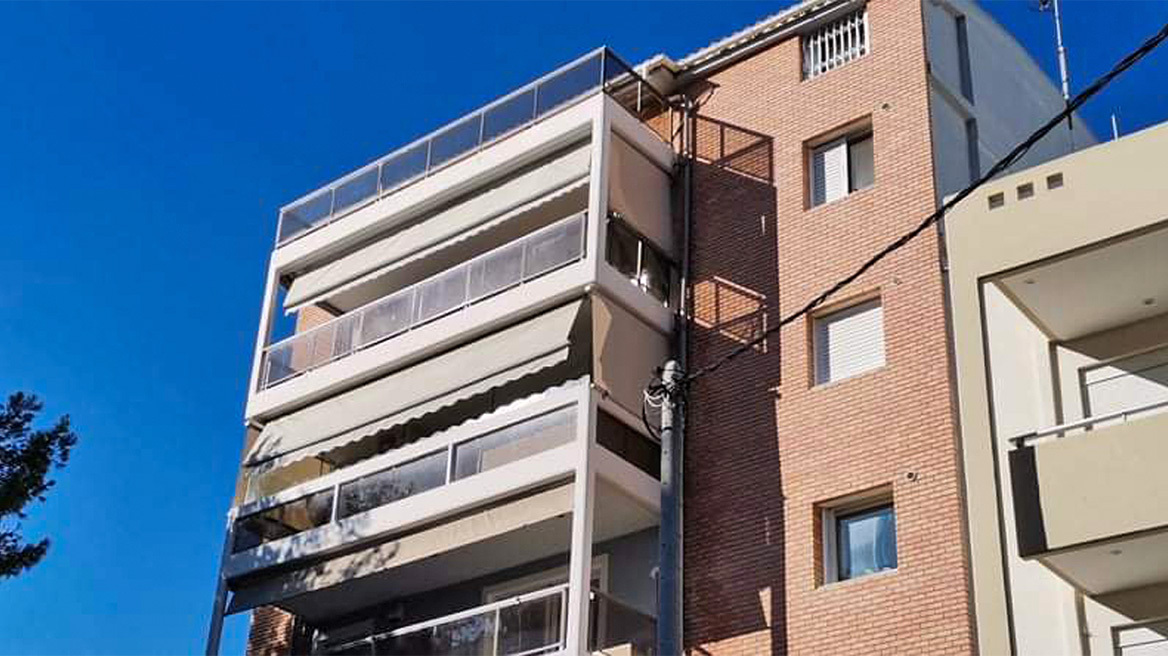 Ληστεία στο Παλαιό Φάληρο: Ο μικρός γιος ήταν αυτός που απελευθέρωσε όλη την οικογένεια