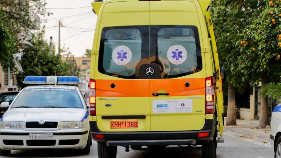 Τρόμος για ανήλικο στο Αιγάλεω - 18χρονος του επιτέθηκε με κατσαβίδι και τον τραυμάτισε