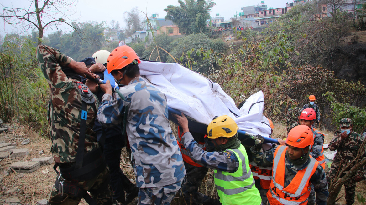 Νεπάλ: Τα τελευταία λόγια του πιλότου πριν από τη συντριβή - «Δεν παρατήρησε τίποτα παράξενο»