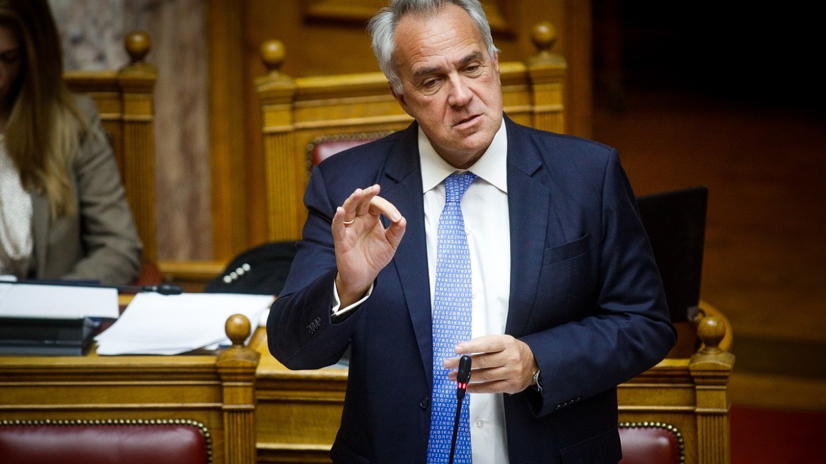 Βορίδης: Δεν είναι παράνομο να παρακολουθούνται κρατικοί αξιωματούχοι