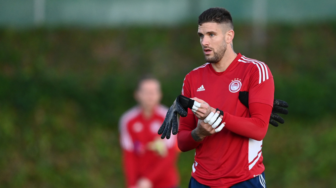  Πασχαλάκης για ρόστερ Ολυμπιακού: «Ταβάνι σε ποιότητα για το ελληνικό πρωτάθλημα»