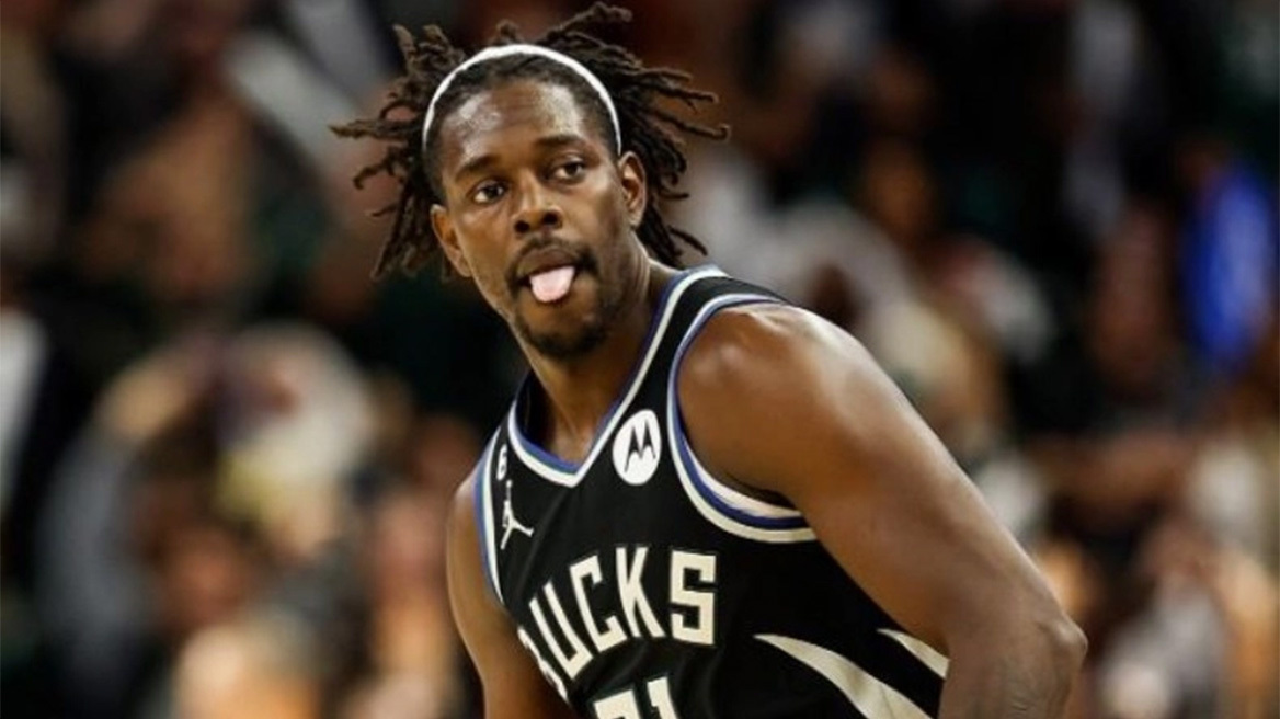 Μπακς - Ράπτορς 130-122: Ντύθηκε... Greek Freak ο Χόλιντεϊ