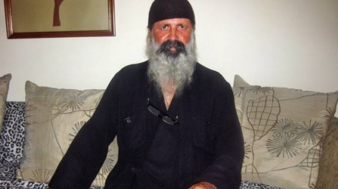 Τέως Βασιλιάς Κωνσταντίνος: Ψευδοεπίσκοπος από την Αχαΐα παρουσιάστηκε στο Τατόι ζητώντας να τελέσει τρισάγιο