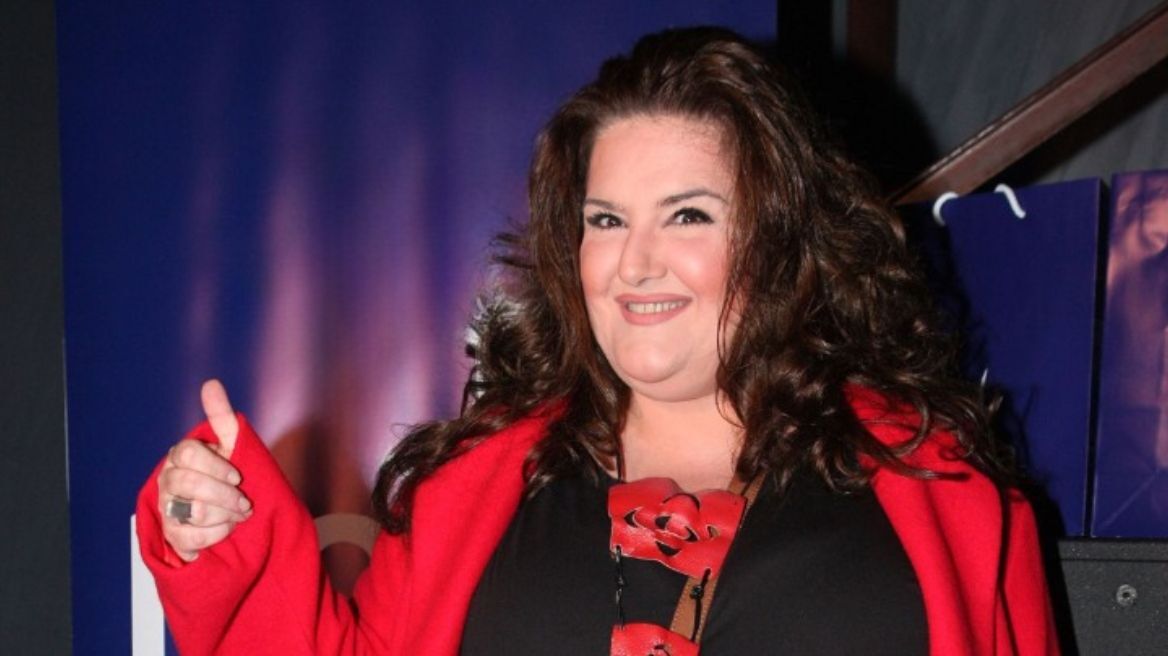 Σοφία Βογιατζάκη: «Όλη μου η ζωή είναι βάλε - βγάλε κιλά, κουράστηκα, ας πεθάνω χοντρή»