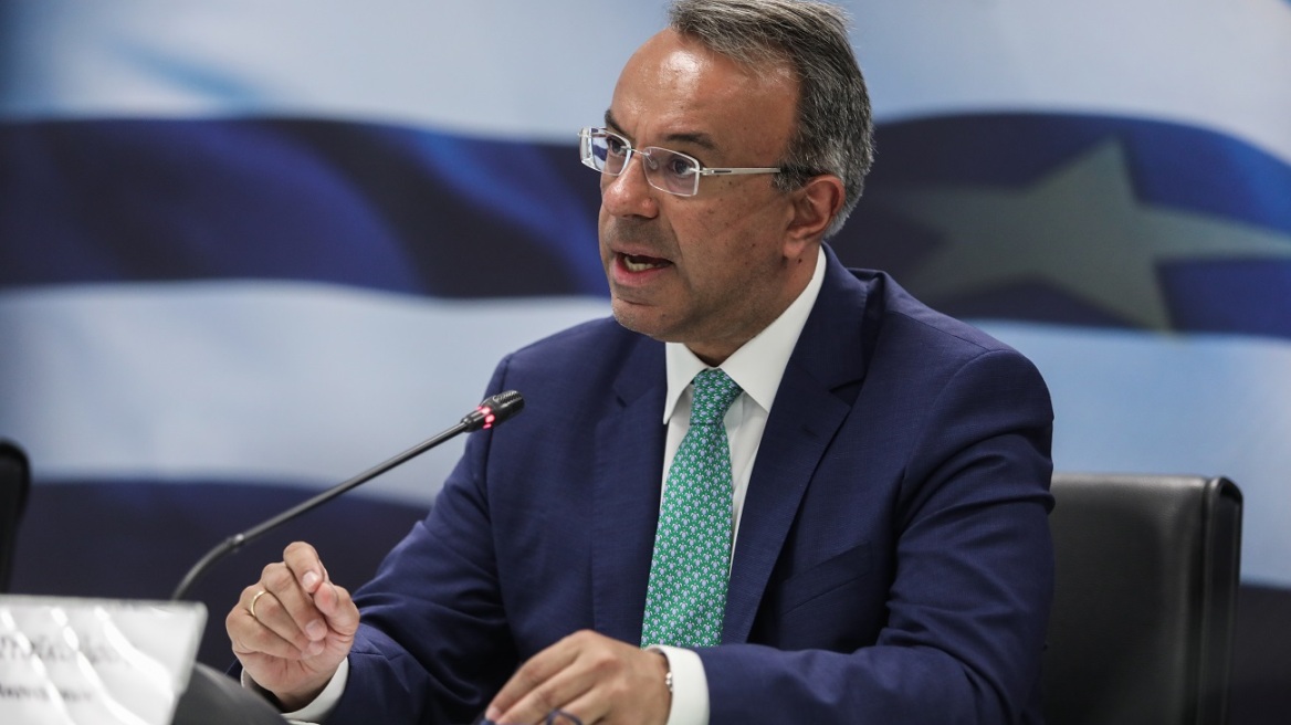 Σταϊκούρας: Από τον Απρίλιο του 2024 θα τεθούν στην κυκλοφορία 250 νέα αστικά λεωφορεία σε Αθήνα και Θεσσαλονίκη