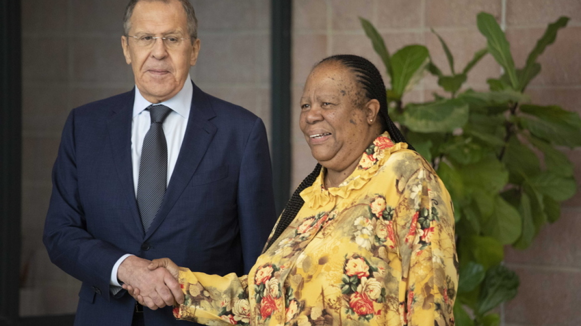 Ανοιχτά στο πλευρό της Μόσχας η Νότια Αφρική - «Φίλη μας η Ρωσία»