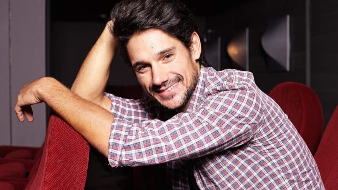 Πάνος Βλάχος: Κυκλοφορεί το άλμπουμ με τα καινούργια τραγούδια του