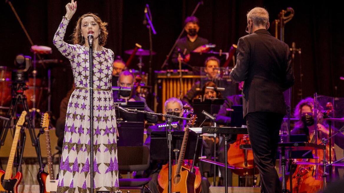 Luz Casal: Η διάσημη Ισπανίδα ερμηνεύτρια έρχεται για συναυλίες στο Christmas Theater