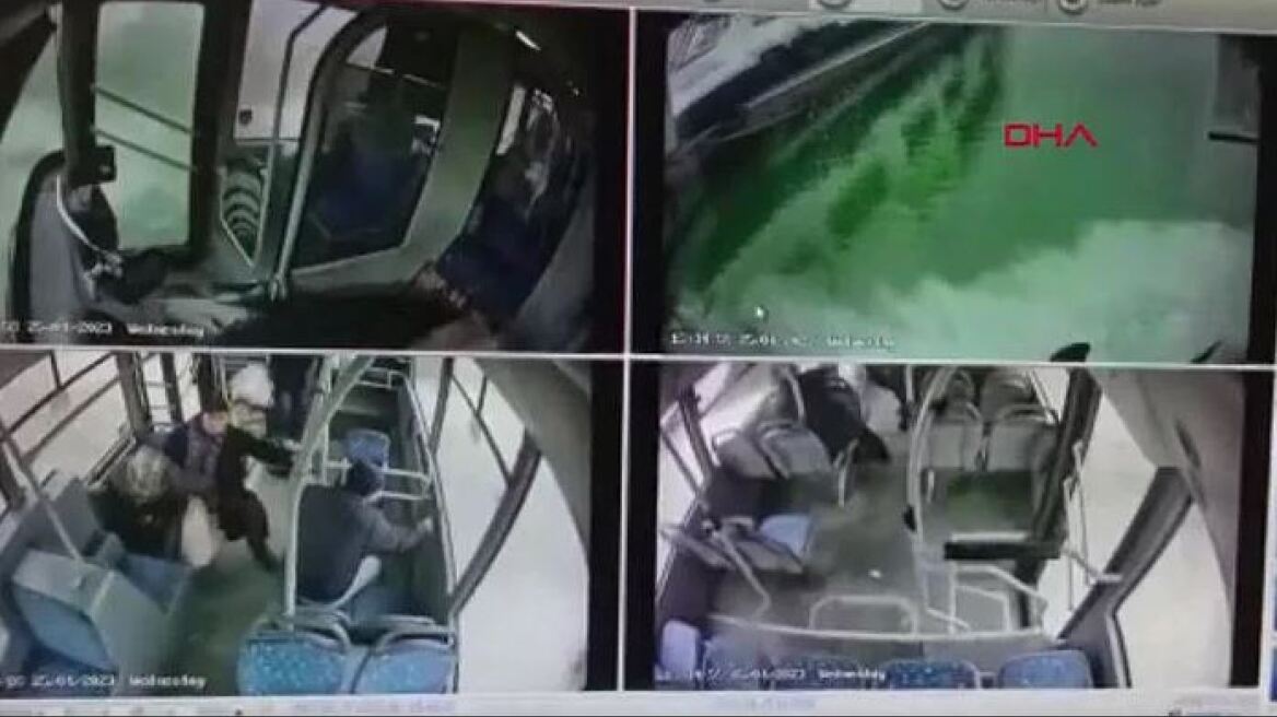 Τουρκία: Λεωφορείο έπεσε σε λίμνη - Δραματικές στιγμές για τους επιβάτες