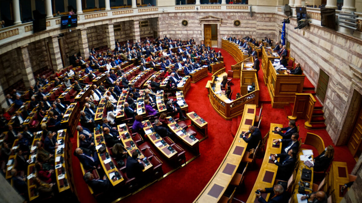 Παύλος Πολάκης: Σφοδρές αντιδράσεις από όλα τα κόμματα - «Σε οποιοδήποτε ευρωπαϊκό κόμμα, θα ήταν ήδη εκτός»