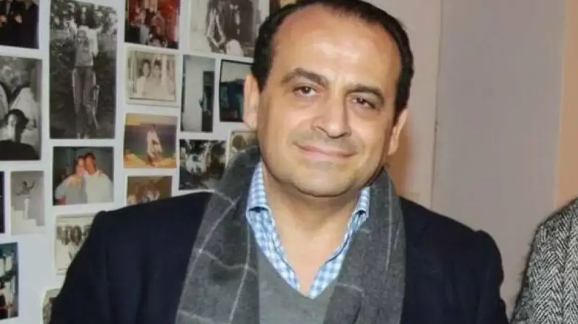 Βασίλης Ζούλιας: Η παιδική φωτογραφία του σχεδιαστή μόδας - «Θέλω να αγκαλιάσω το μικρό παιδί μέσα μου»