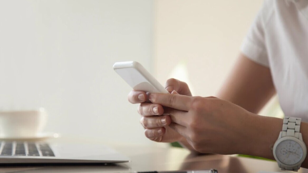 Χειμερινές εκπτώσεις: 5 κινητά που αξίζει να αγοράσετε