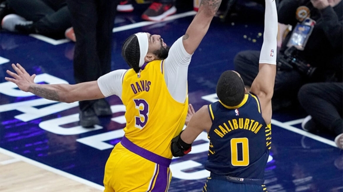 Πέισερς - Λέικερς 111-112: Γύρισαν από το -14, το μπλοκ του Ντέιβις έδωσε τη νίκη