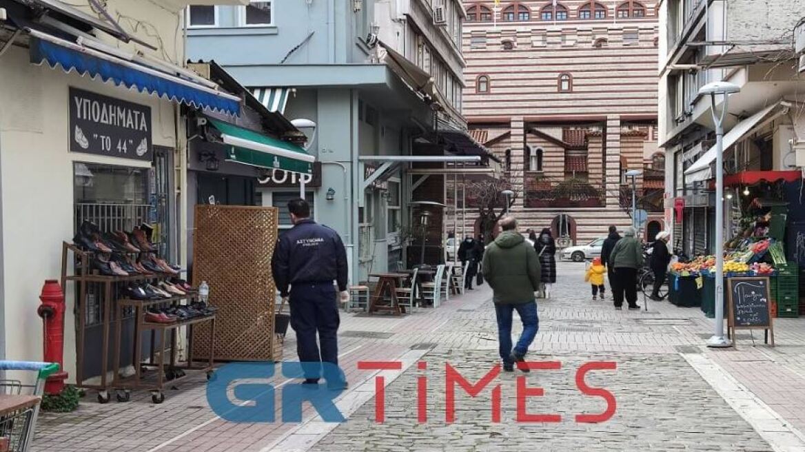 Θεσσαλονίκη: Ιδιοκτήτης καταστήματος βρήκε νεκρό τον 59χρονο άστεγο που φιλοξενούσε