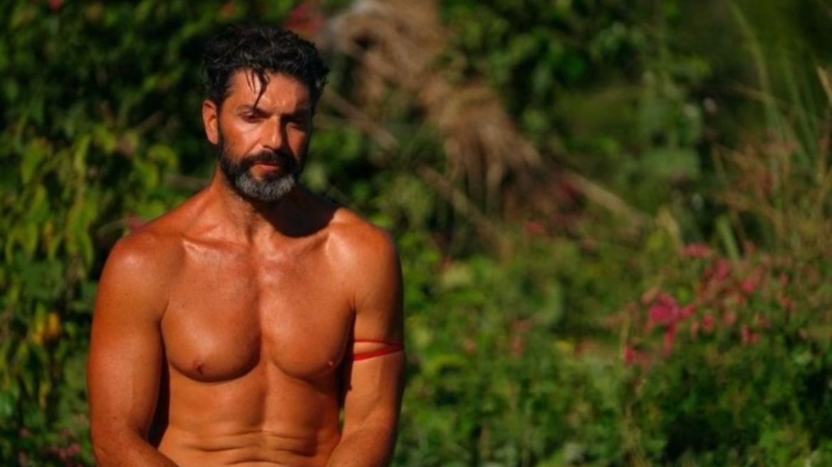 Μαρτίκας κατά Διασήμων: «Υπάρχουν δύο κατηγορίες ανθρώπων οι έξυπνοι και οι ηλίθιοι» 