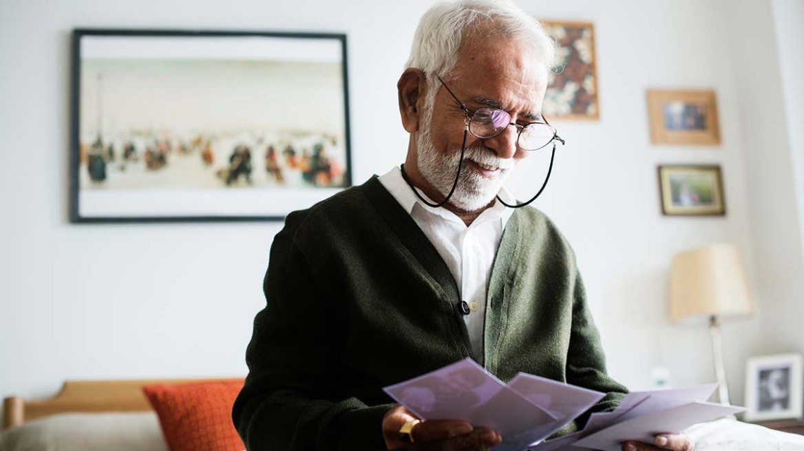 Άνοια: Πόσο μεγαλώνει ο κίνδυνος για όσους αισθάνονται μοναξιά και απομόνωση