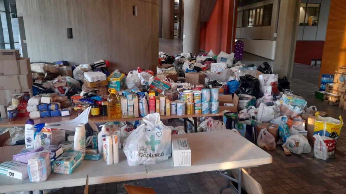 Θεσσαλονίκη: Ετοιμάζεται το πρώτο κομβόι με ανθρωπιστική βοήθεια για την Τουρκία