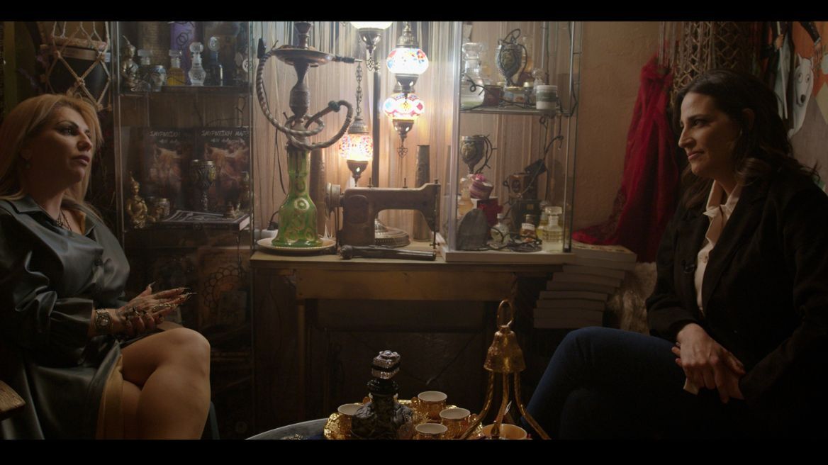 MEGA Stories: Η Δώρα Αναγνωστοπούλου ερευνά τα σύγχρονα «μαντεία»