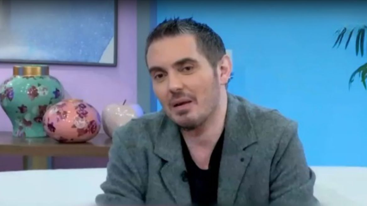 Μιχάλης Χατζηγιάννης: «Είμαι σχεδόν μεσήλικας, απέχω λίγο αλλά βλέπω το σταυροδρόμι»