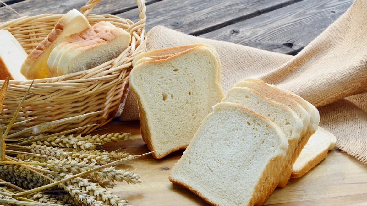 Έρευνα: Τι κρύβεται μέσα στο ψωμί του τοστ;