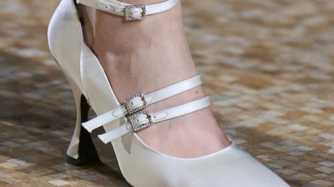 Τα παπούτσια που θα φορέσουν οι πιο ενημερωμένες γυναίκες τον επόμενο χειμώνα