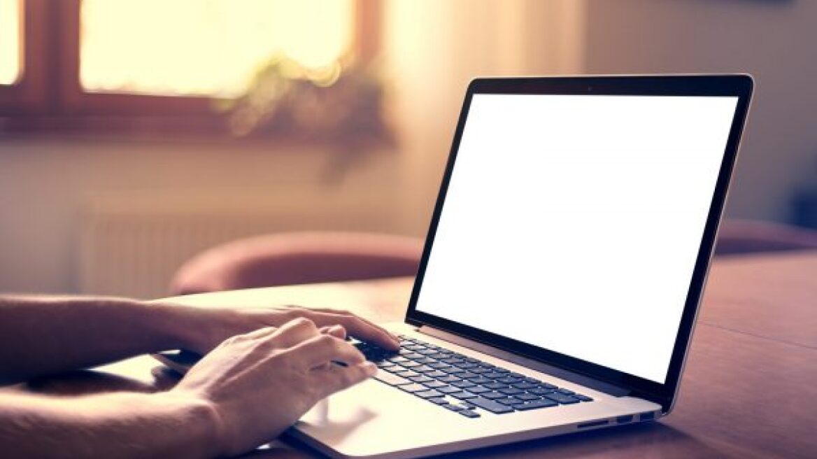 Τα καλύτερα laptop που μπορείς να πάρεις με λιγότερα από 800€