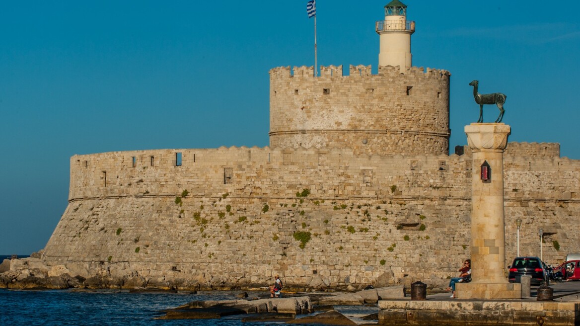 Ρόδος: Πλήρης οδηγός διακοπών για το νησί των Ιπποτών 