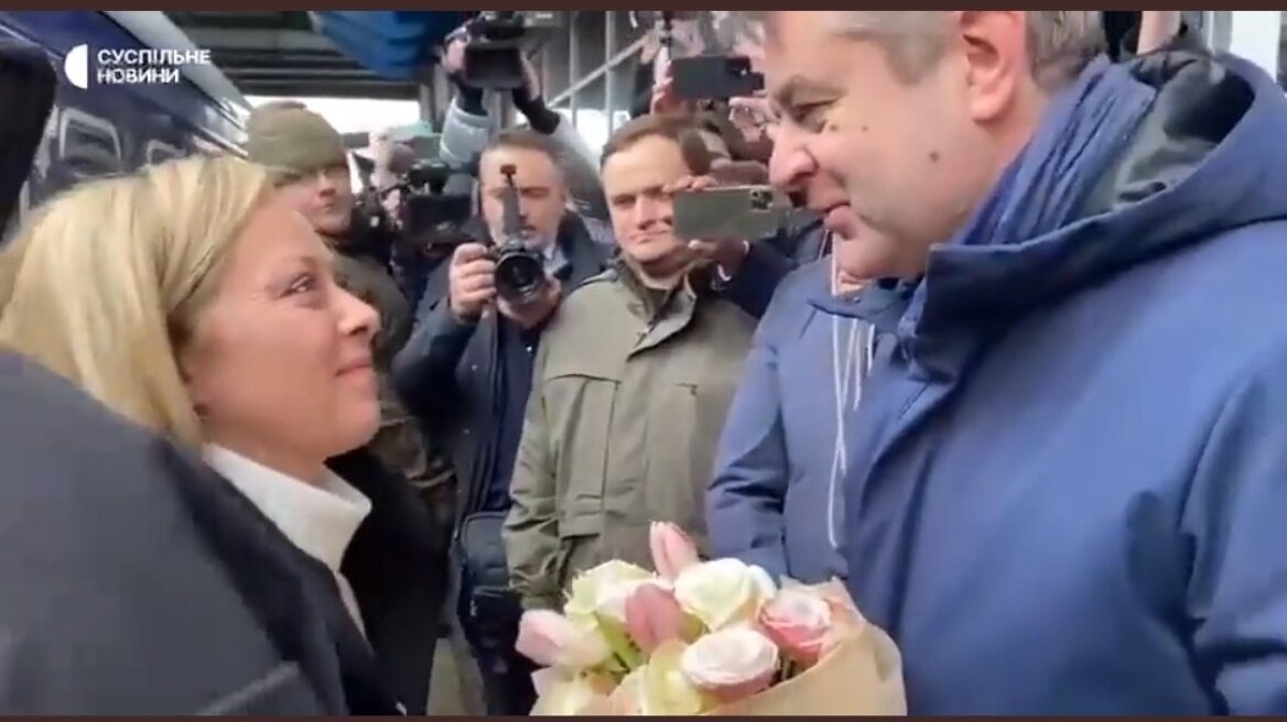 Ουκρανία: Με τρένο από την Πολωνία έφτασε στο Κίεβο η Τζόρτζια Μελόνι