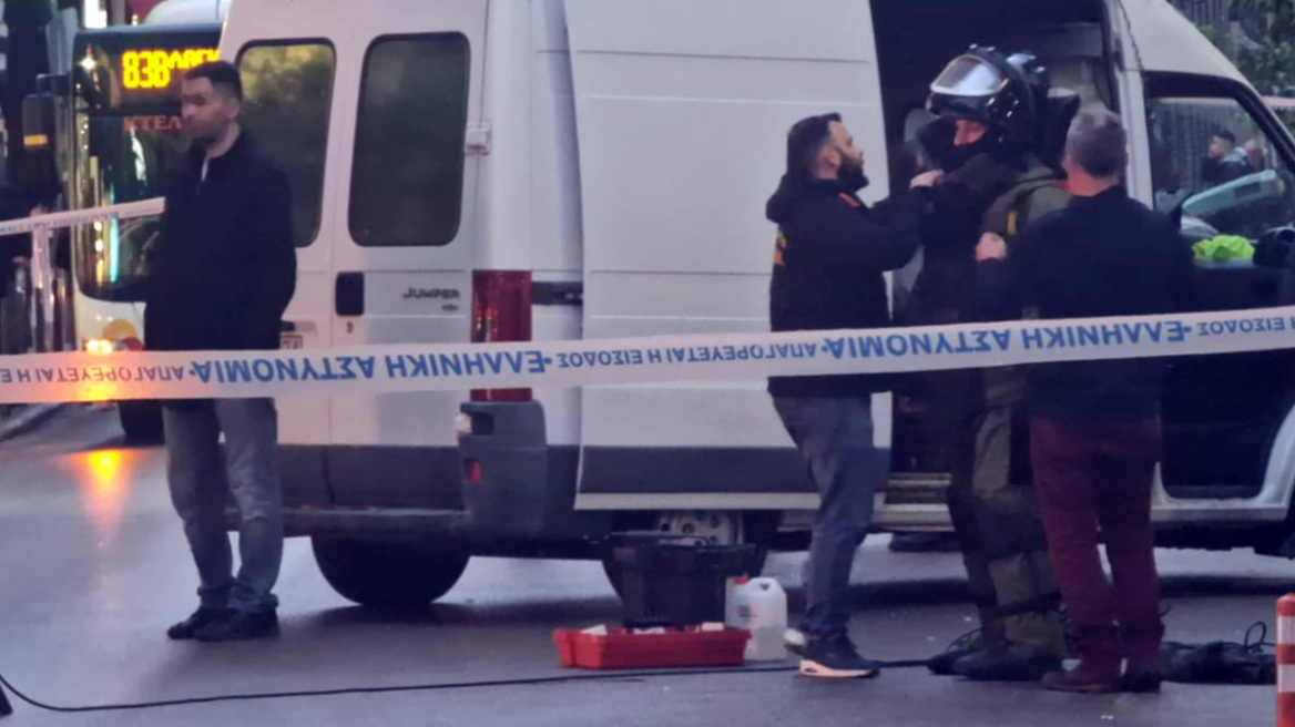 Θεσσαλονίκη: Ελεγχόμενη έκρηξη σε ύποπτο αντικείμενο στο ρωσικό προξενείο - Δείτε βίντεο