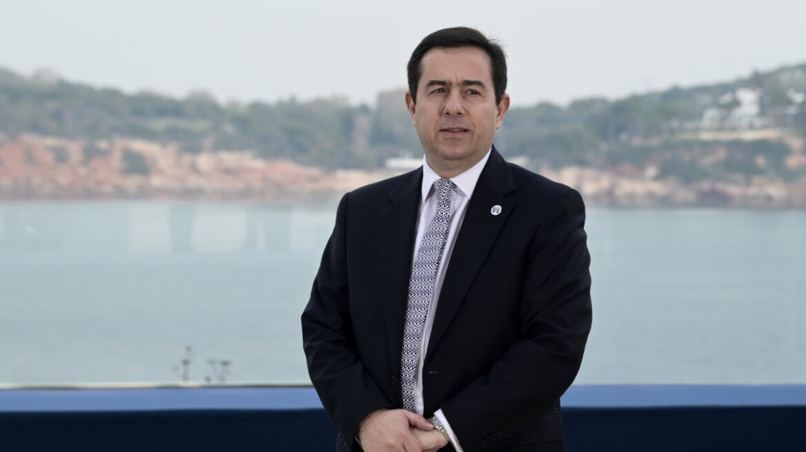 Μηταράκης για ναυάγιο στην Πύλο: 5 εκατ. δολάρια τα έσοδα για τον διακινητή