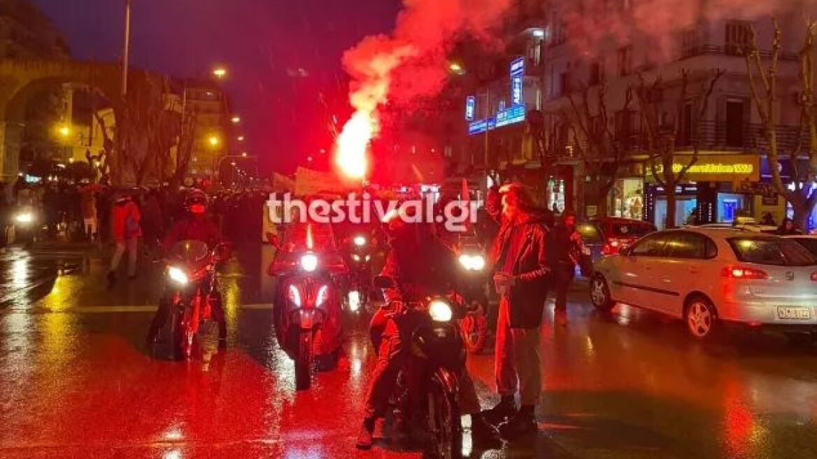 Σύγκρουση τρένων στη Λάρισα: Πορεία στη Θεσσαλονίκη - Βίντεο