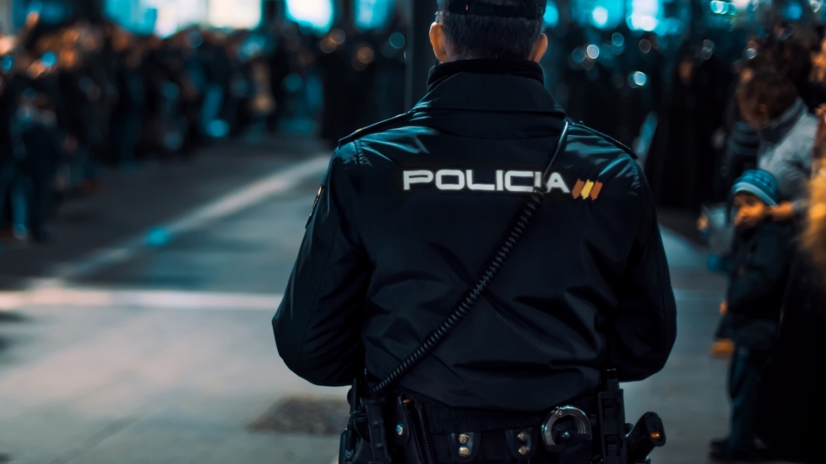 Ισπανία: Συμμορία Ουκρανών και Ρώσων έκλεβε Ουκρανούς πρόσφυγες - Άρπαξαν και γραμματόσημα αξίας μισού εκατ. ευρώ